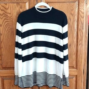Bylyse‎ Spenard NWOT Women's Large Mock Neck Black White Striped Sweater